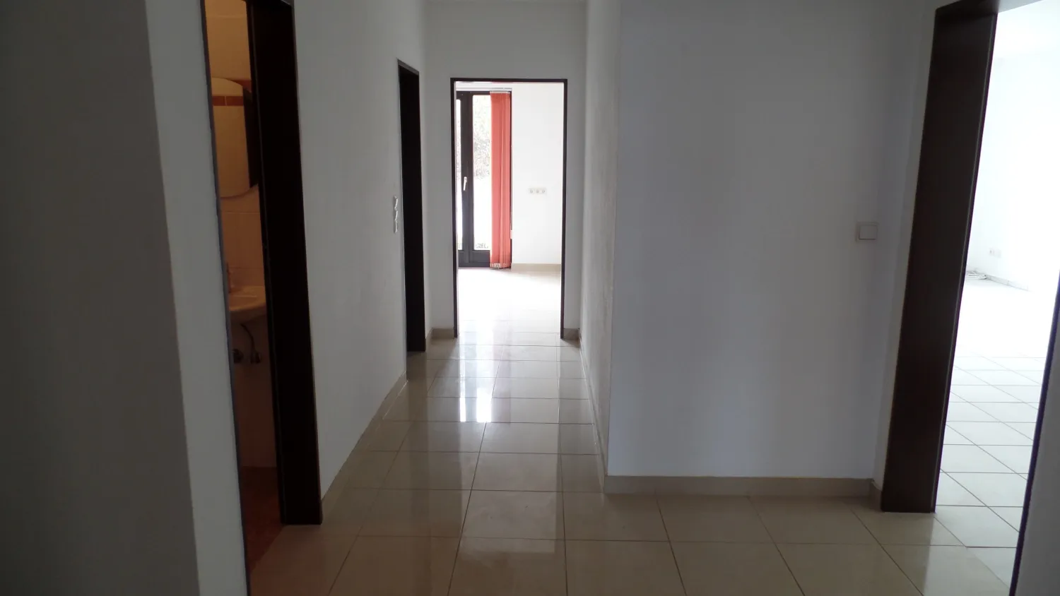 3 Zimmer Wohnung mit 106 m² in Bornheim – Bild 4