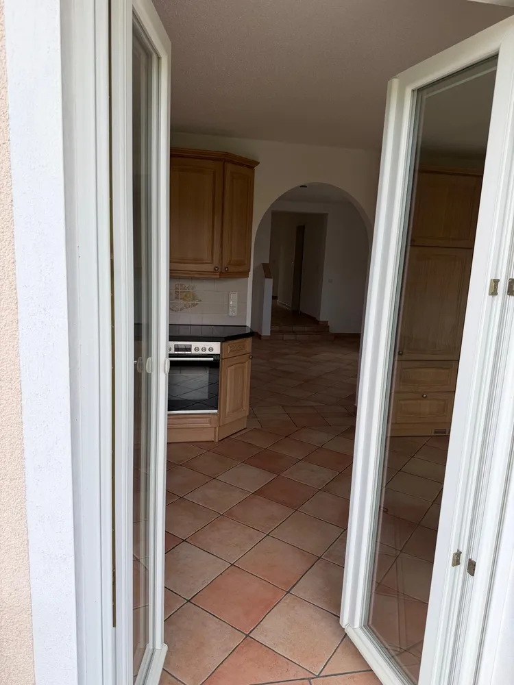 4 Zimmer Wohnung mit 122 m² in Regensburg – Bild 4