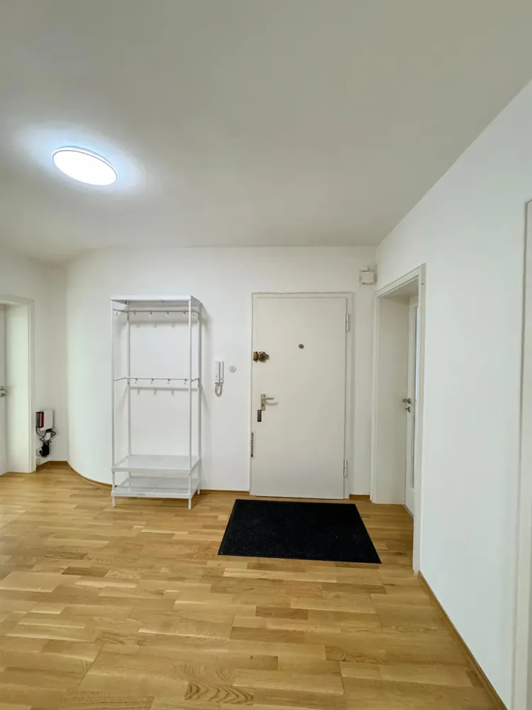 Shared room with 10 m² in Munich – Photo 8