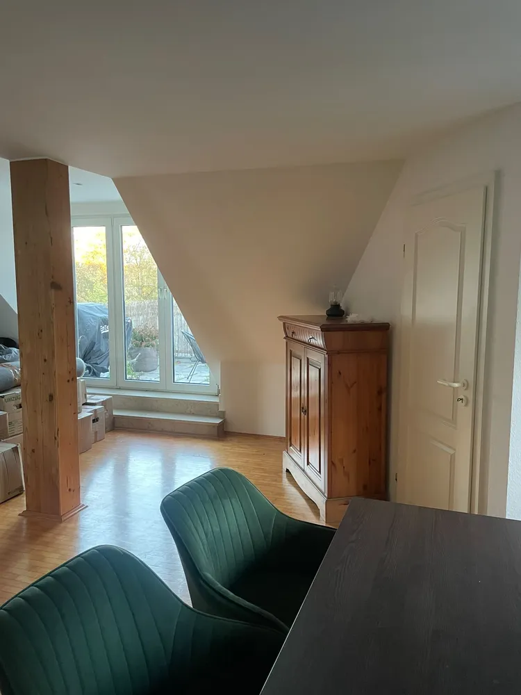 2 Zimmer Wohnung mit 80 m² in Wiesbaden – Bild 2