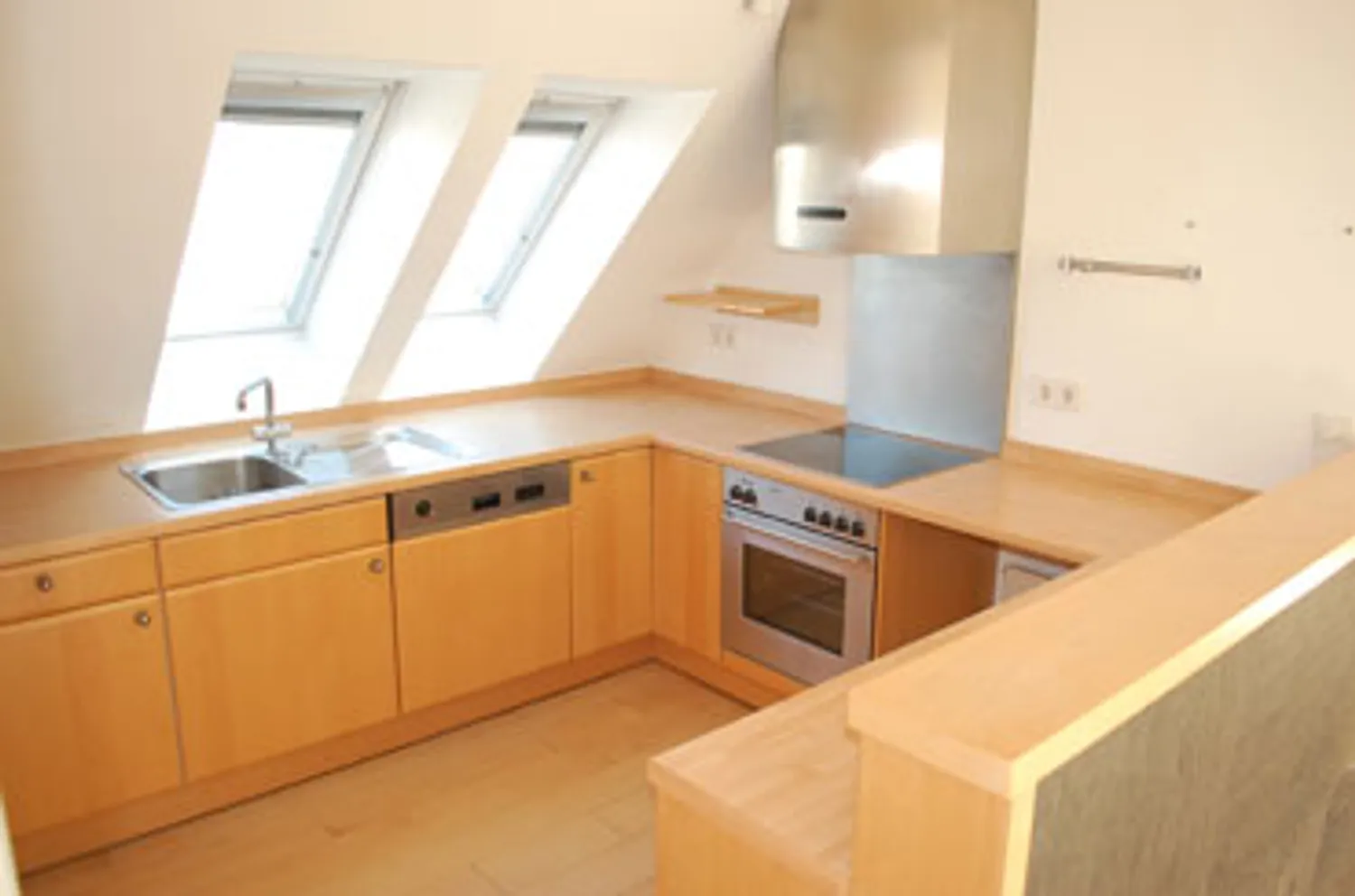3 Zimmer Wohnung mit 116 m² in Hamburg – Bild 3