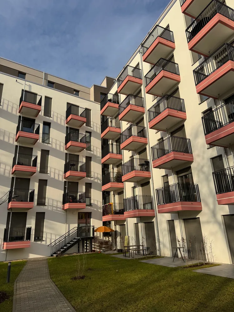 2 Zimmer Wohnung mit 62 m² in Berlin – Bild 2