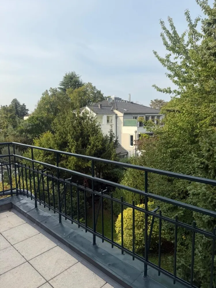 4 room apartment with 103 m² in Cologne – Photo 2