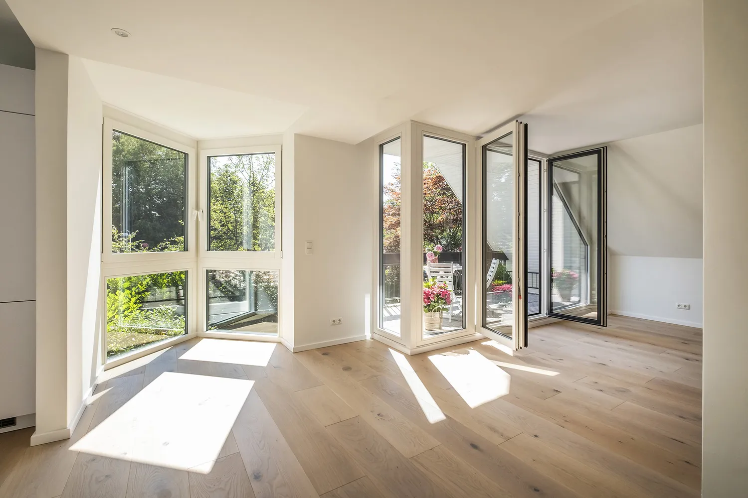 2 Zimmer Wohnung mit 89 m² in Hamburg – Bild 11