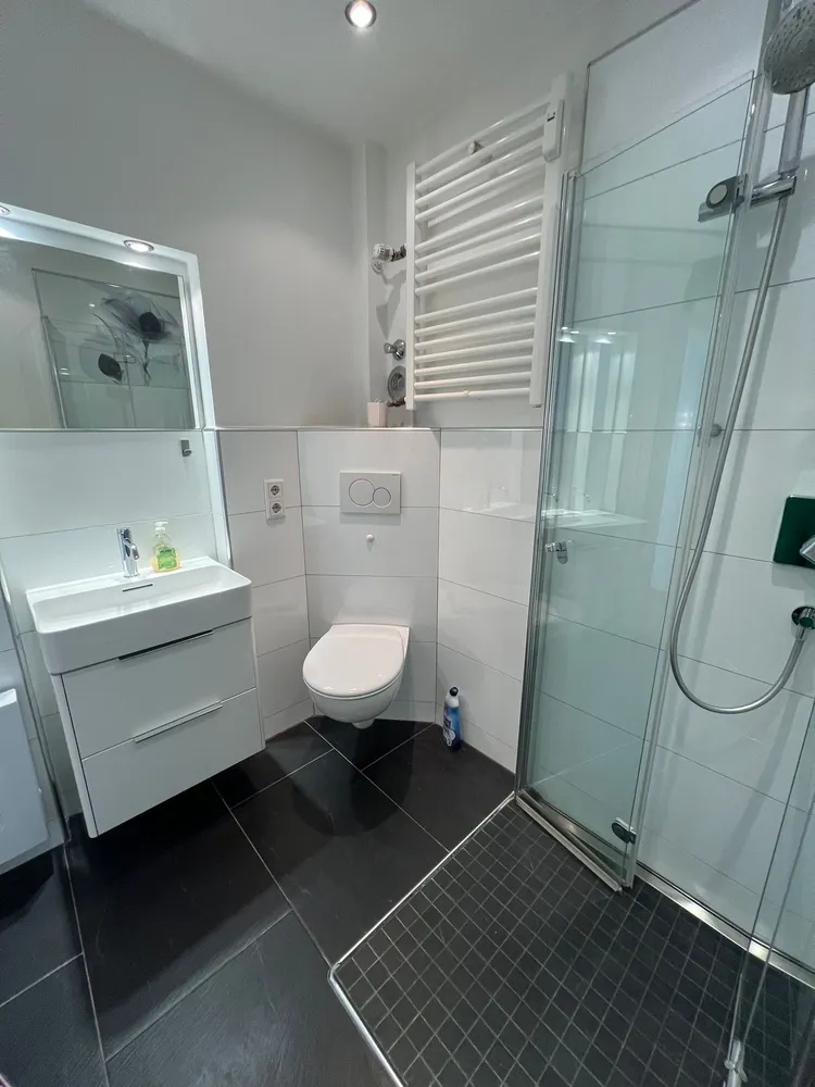 3 Zimmer Wohnung mit 70 m² in Düsseldorf – Bild 2