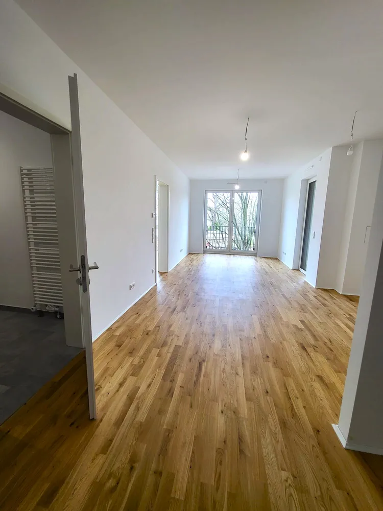 2 room apartment with 65 m² in Berlin – Photo 2