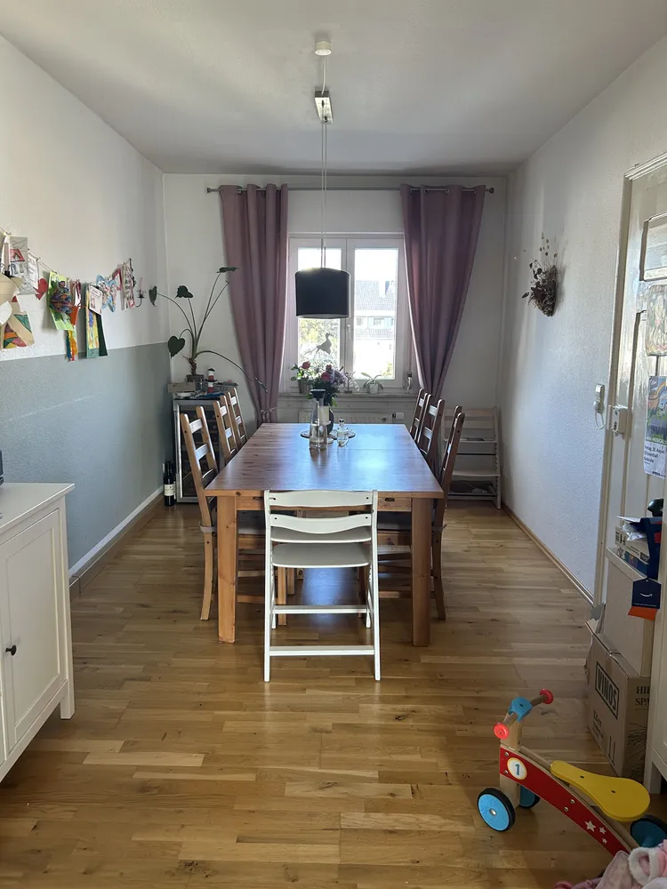 4 Zimmer Wohnung mit 113 m² in Karlsruhe – Bild 1