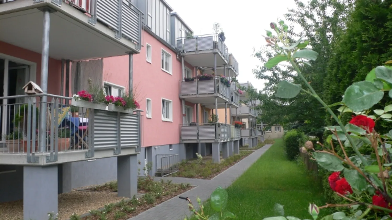 2 Zimmer Wohnung mit 59 m² in Krefeld – Bild 2