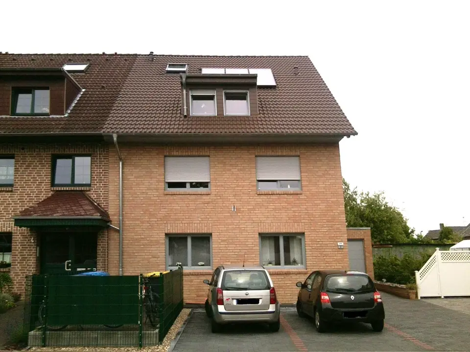 3 Zimmer Wohnung mit 85 m² in Grevenbroich – Bild 1