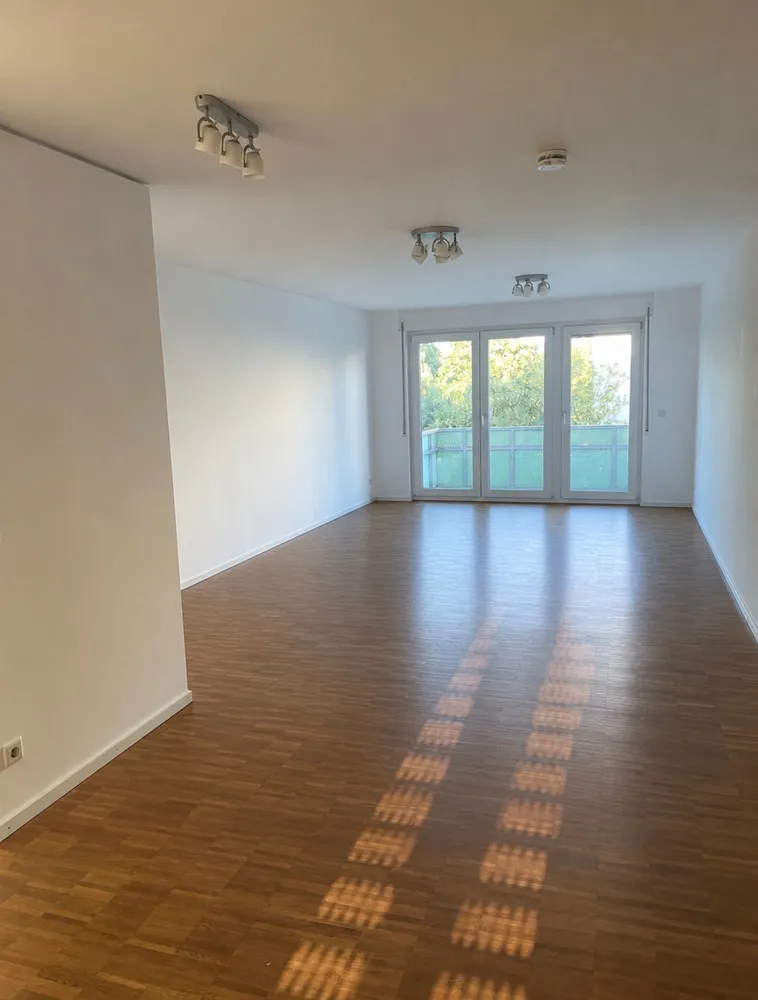 3 Zimmer Wohnung mit 94 m² in Nürnberg – Bild 2