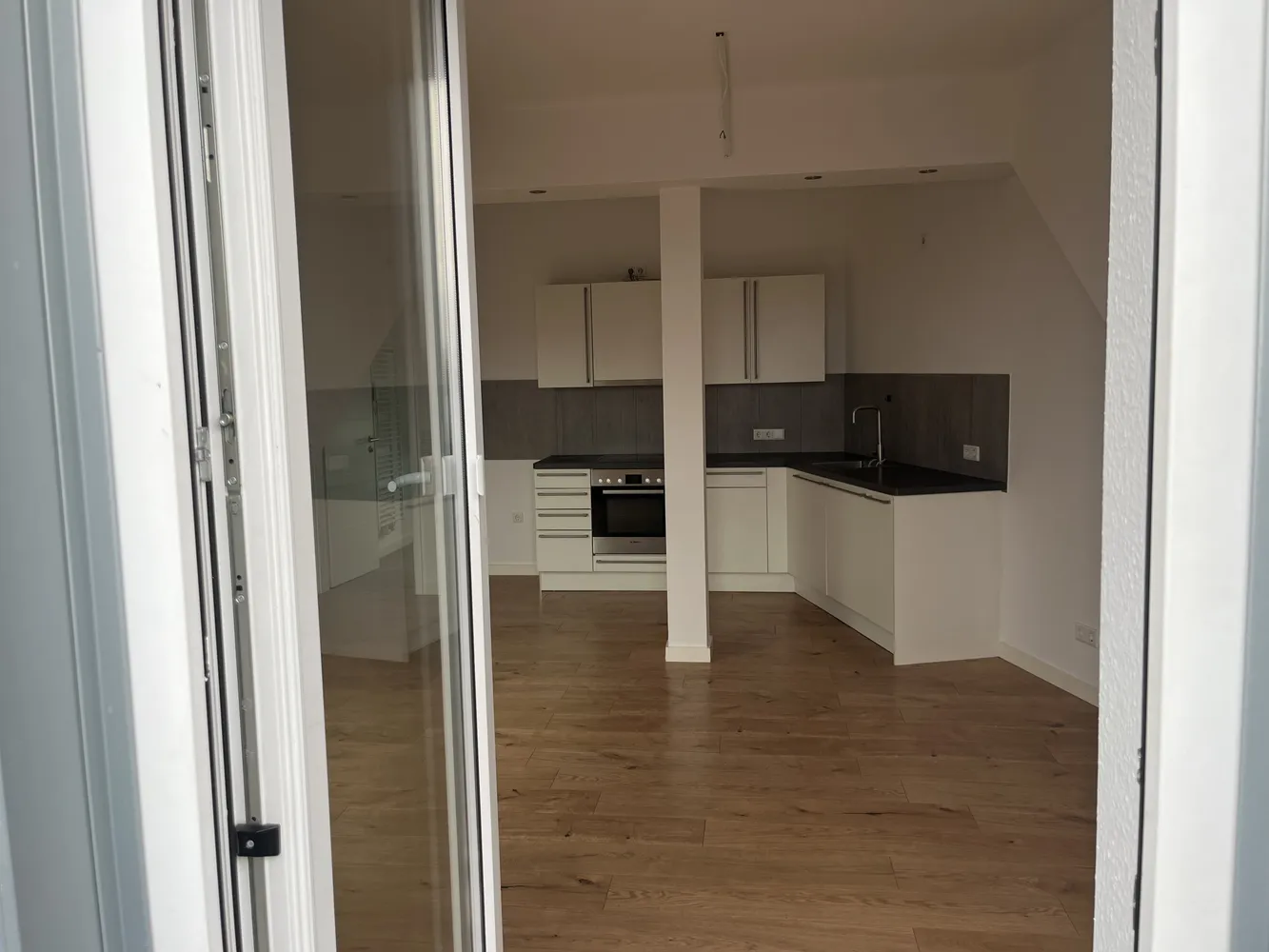 2 Zimmer Wohnung mit 64 m² in Hannover – Bild 6