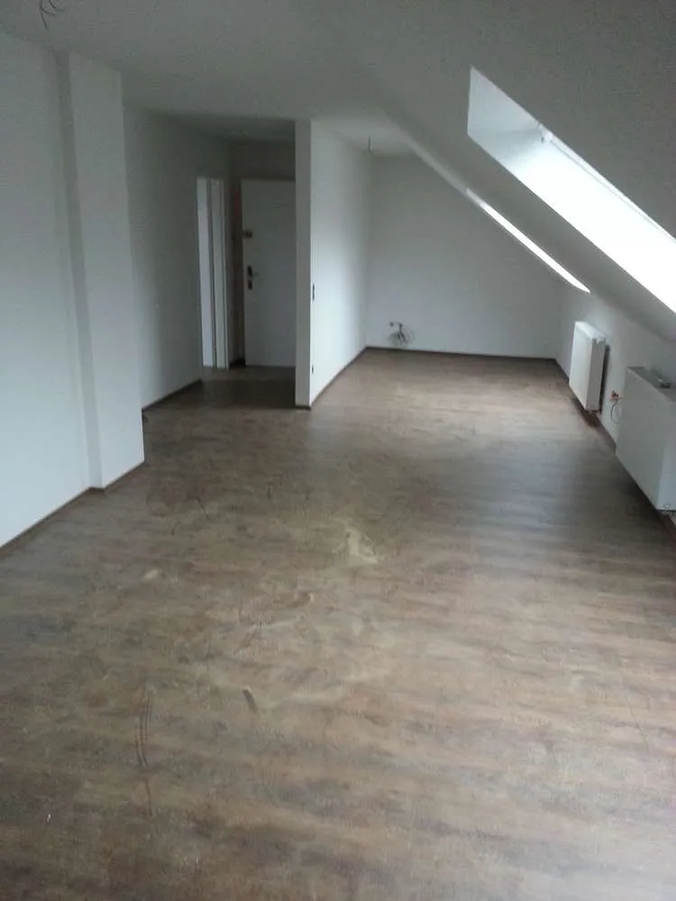 2 Zimmer Wohnung mit 55 m² in Neuss – Bild 2