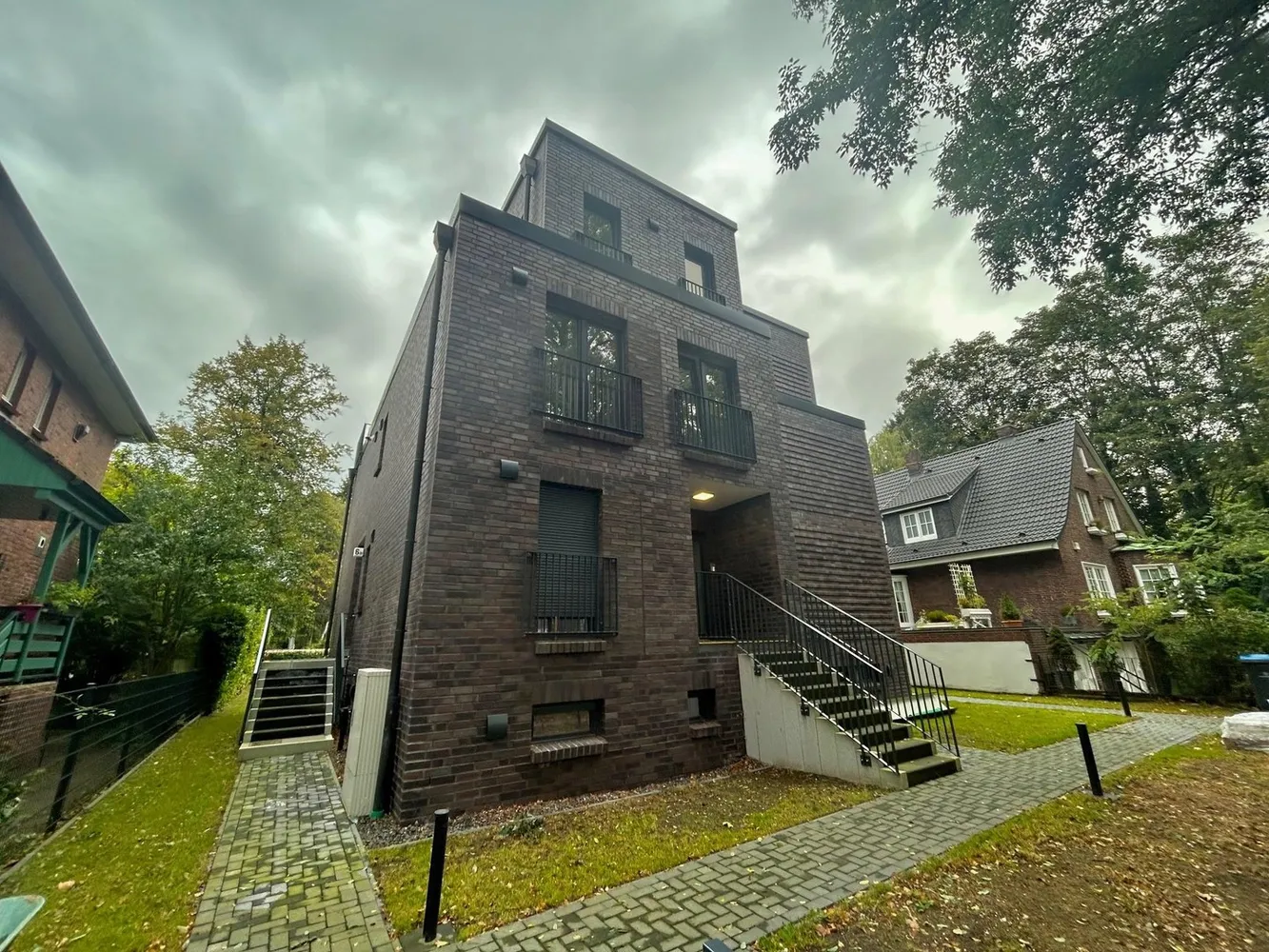 4 Zimmer Wohnung mit 118 m² in Hamburg – Bild 2