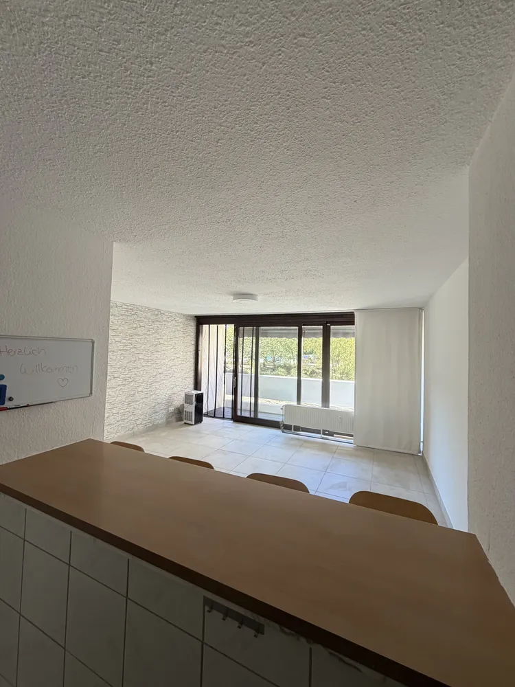 2 Zimmer Wohnung mit 55 m² in Wiesbaden – Bild 2