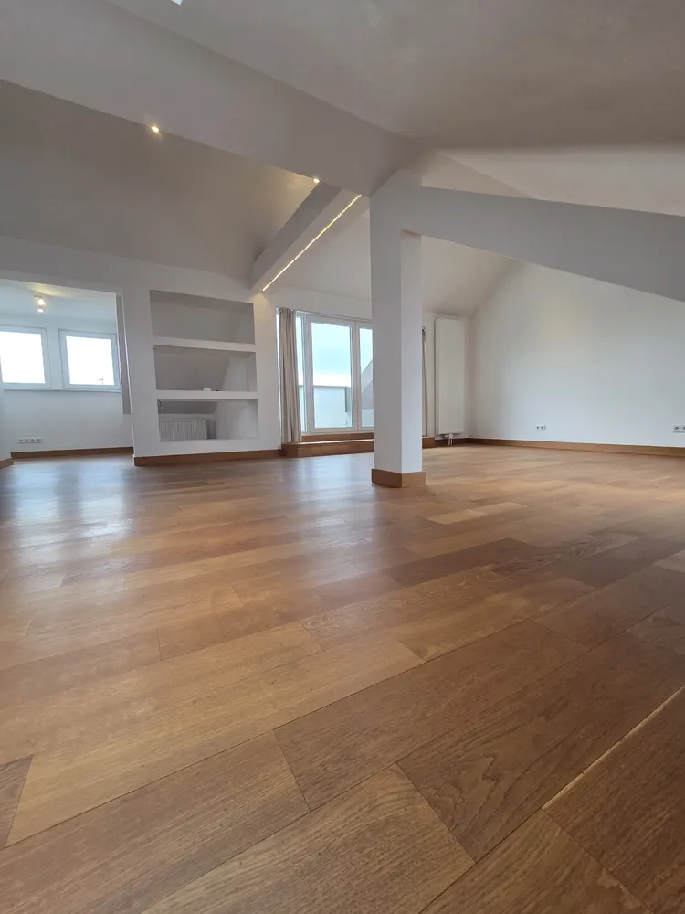 4 Zimmer Wohnung mit 134 m² in Nürnberg – Bild 2