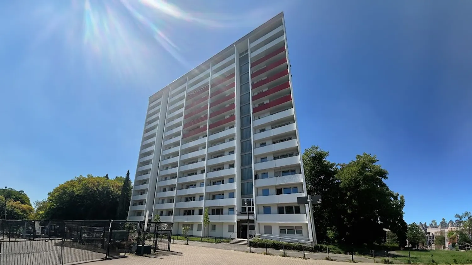 1 room apartment with 37 m² in Cologne – Photo 1