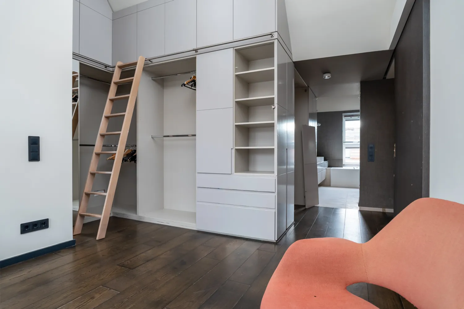 4 Zimmer Wohnung mit 160 m² in Berlin – Bild 5