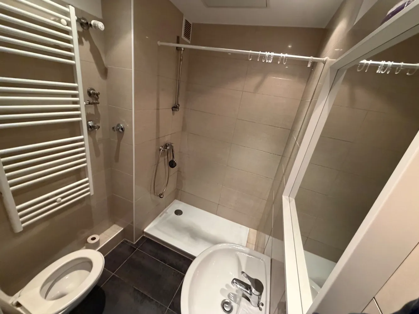 1 Zimmer Wohnung mit 25 m² in Düsseldorf – Bild 4