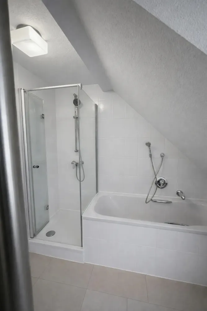 WG-Zimmer mit 14 m² in München – Bild 2
