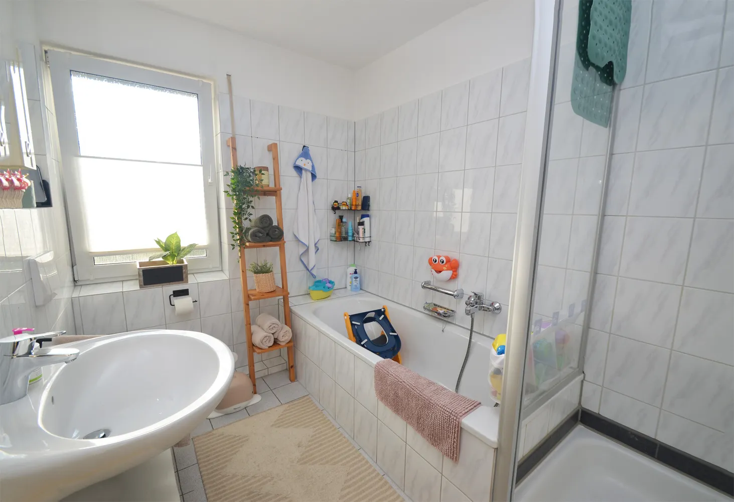 3 room apartment with 82 m² in Troisdorf – Photo 2