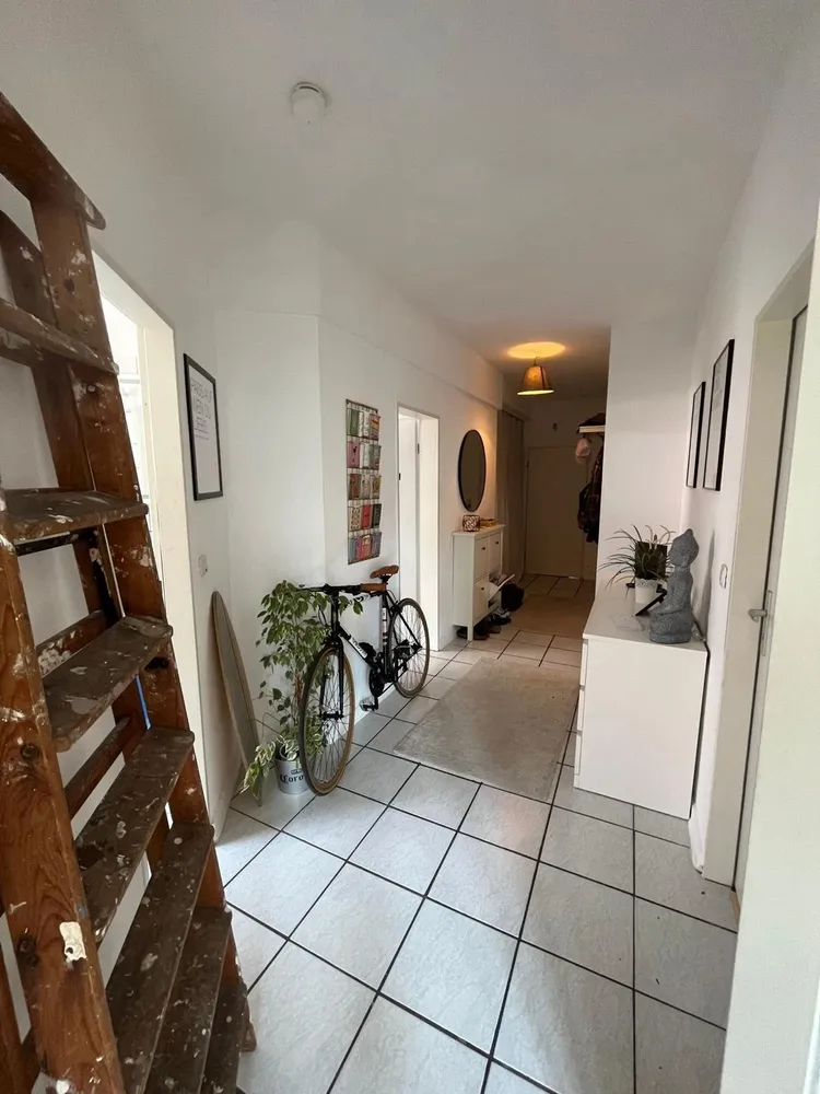 2 Zimmer Wohnung mit 65 m² in Köln – Bild 2