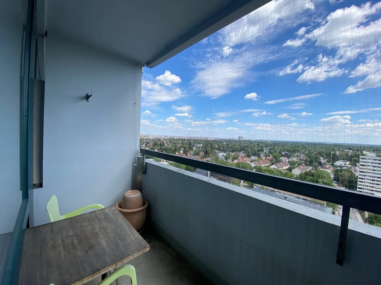 2 Zimmer Wohnung mit 67 m² in München – Bild 4