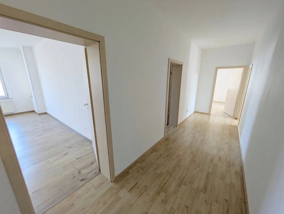 3 Zimmer Wohnung mit 94 m² in Zwickau – Bild 4