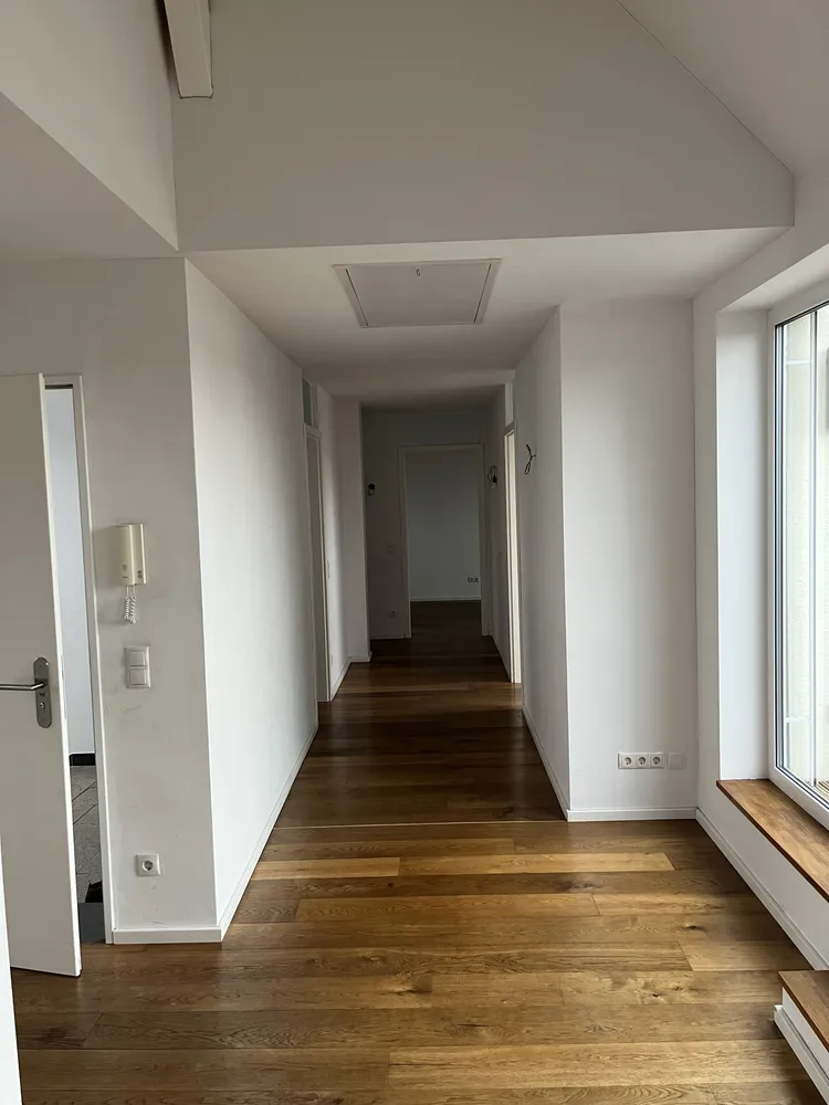 5 Zimmer Wohnung mit 117 m² in Bonn – Bild 3