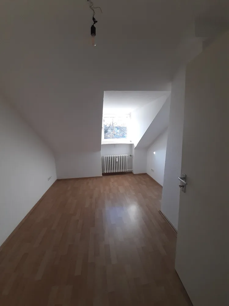 3 Zimmer Wohnung mit 76 m² in Essen – Bild 3
