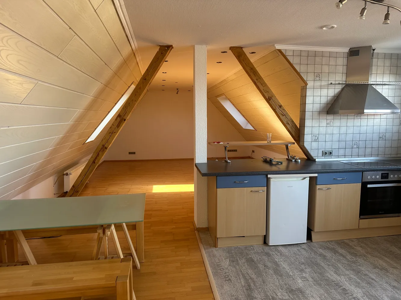 4 Zimmer Wohnung mit 193 m² in Krefeld – Bild 1
