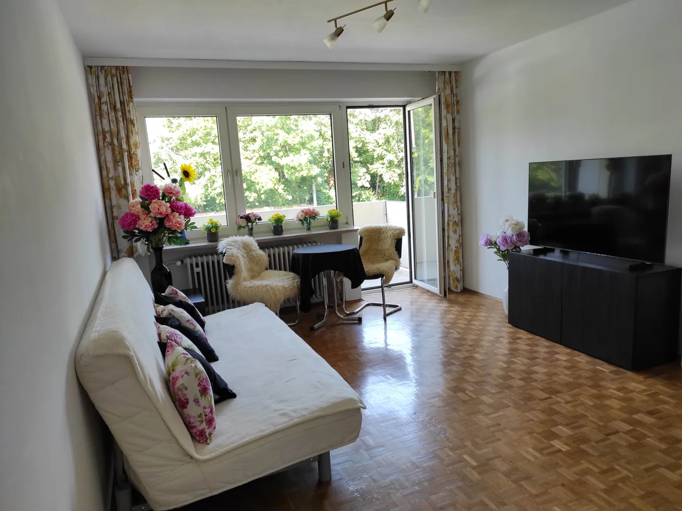 4 Zimmer Wohnung mit 89 m² in München – Bild 2