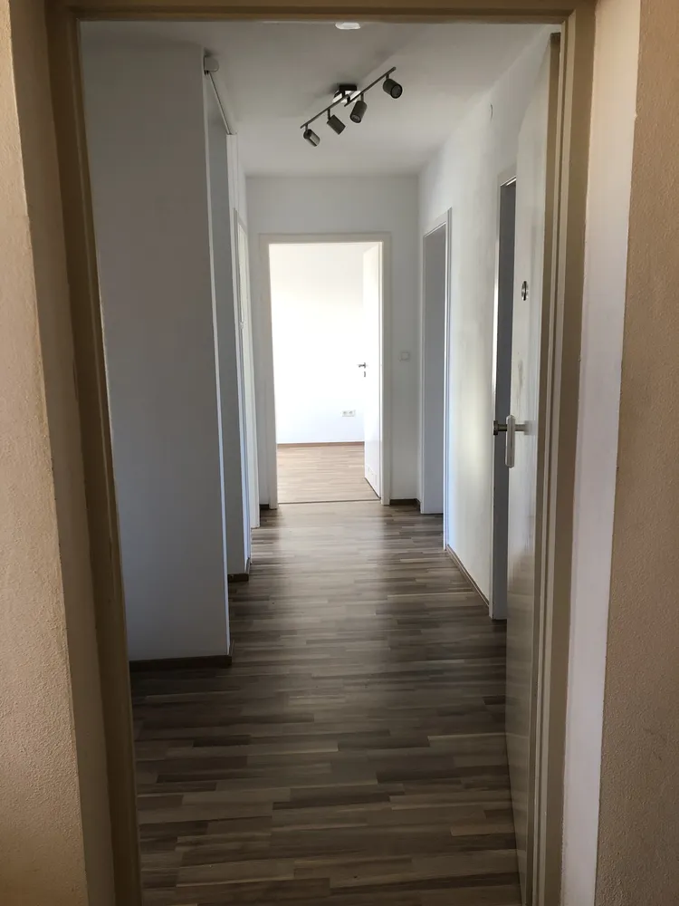 3 Zimmer Wohnung mit 75 m² in Nürnberg – Bild 2