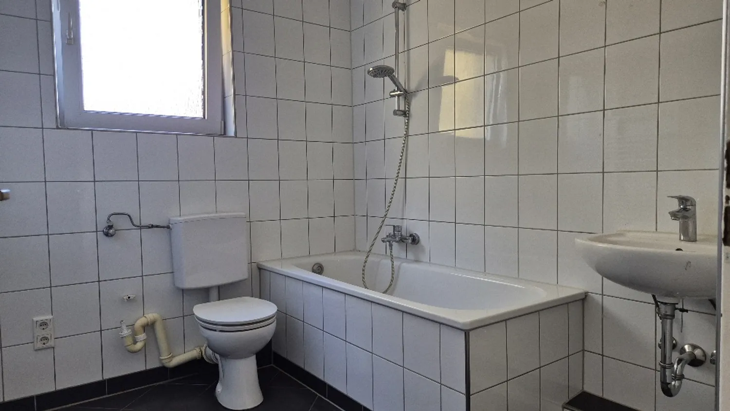 4 Zimmer Wohnung mit 87 m² in Düsseldorf – Bild 4