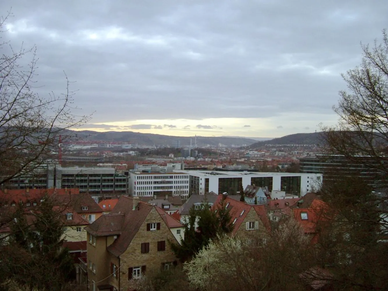 3 Zimmer Wohnung mit 63 m² in Stuttgart – Bild 2