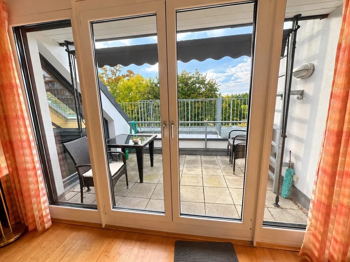 3 Zimmer Wohnung mit 82 m² in Düsseldorf – Bild 7