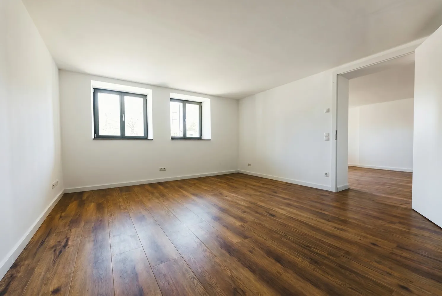 4 Zimmer Wohnung mit 93 m² in Magdeburg – Bild 2
