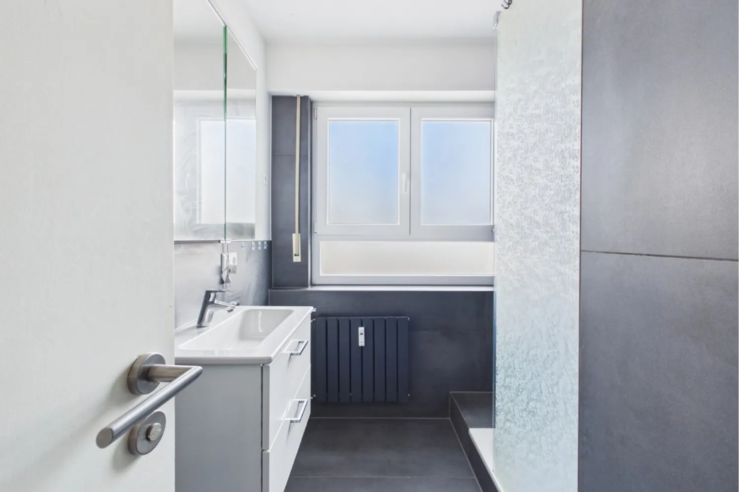 6 Zimmer Wohnung mit 110 m² in Stuttgart – Bild 9