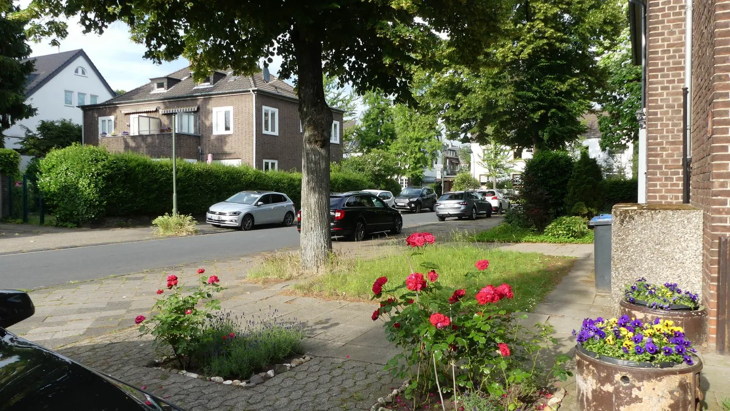 4 Zimmer Haus mit 135 m² in Düsseldorf – Bild 1