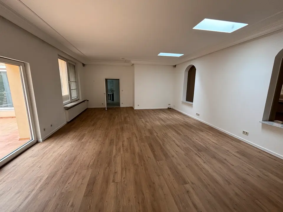 6 Zimmer Haus mit 135 m² in Düsseldorf – Bild 1