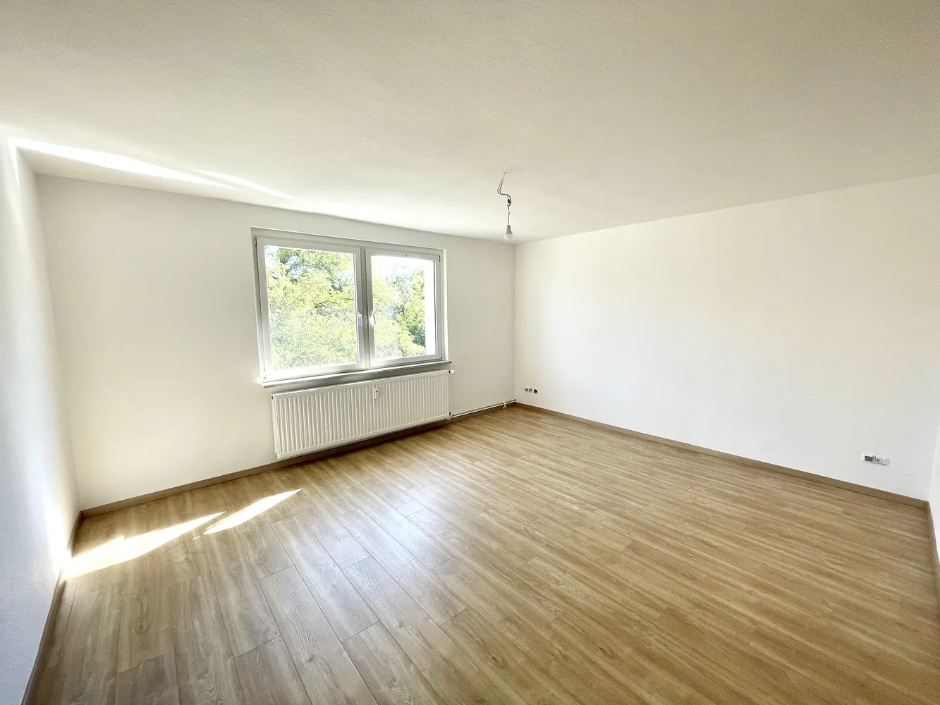 3 Zimmer Wohnung mit 67 m² in Bitterfeld-Wolfen – Bild 2