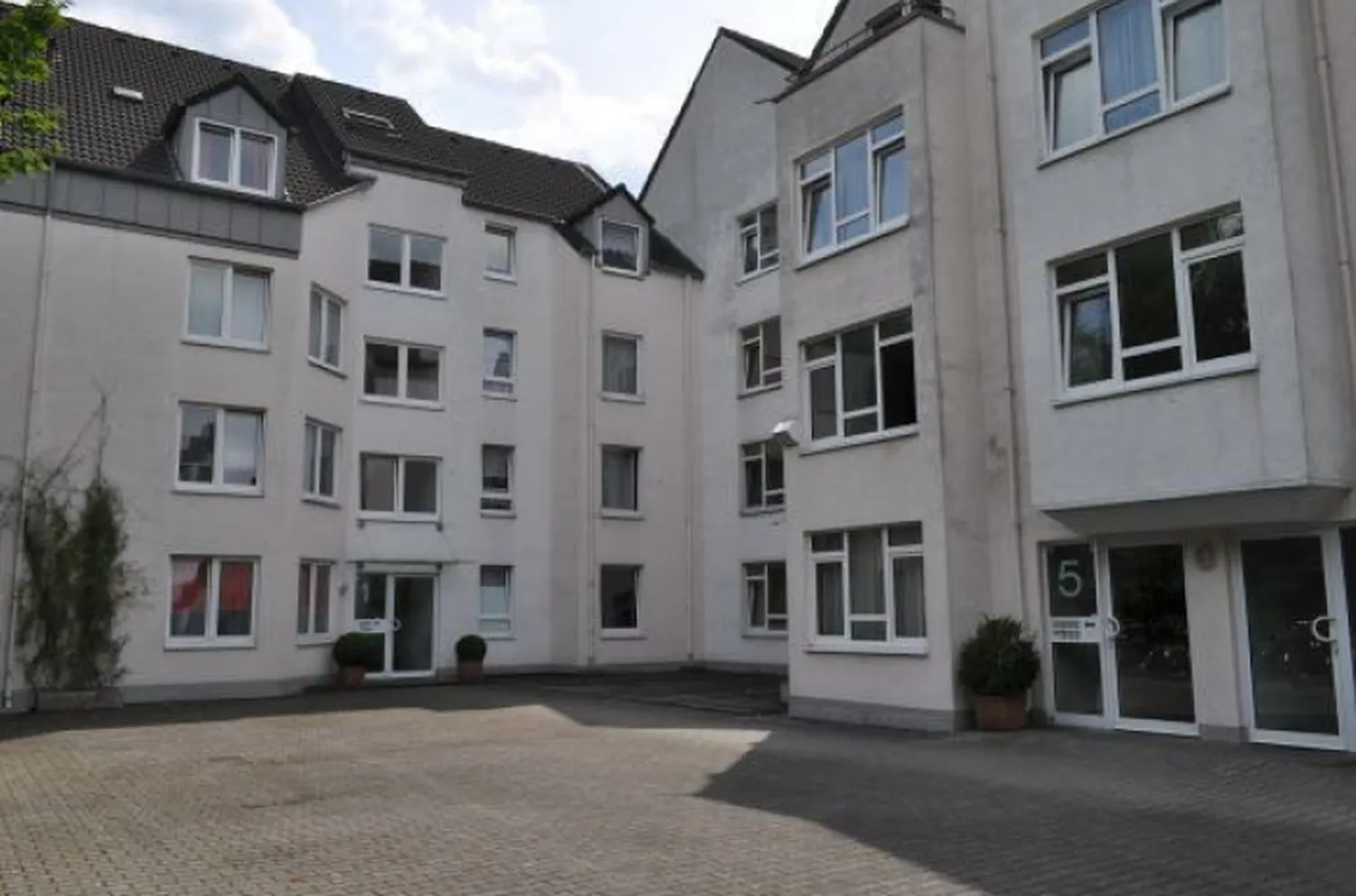 1 Zimmer Wohnung mit 30 m² in Langenfeld – Bild 1