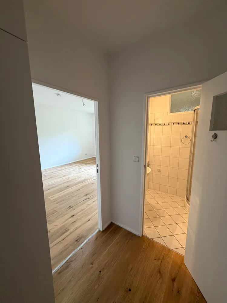 1 room apartment with 35 m² in Berlin – Photo 10