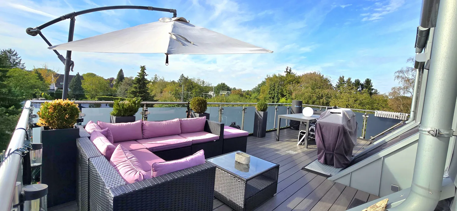 4 Zimmer Wohnung mit 137 m² in Düsseldorf – Bild 2