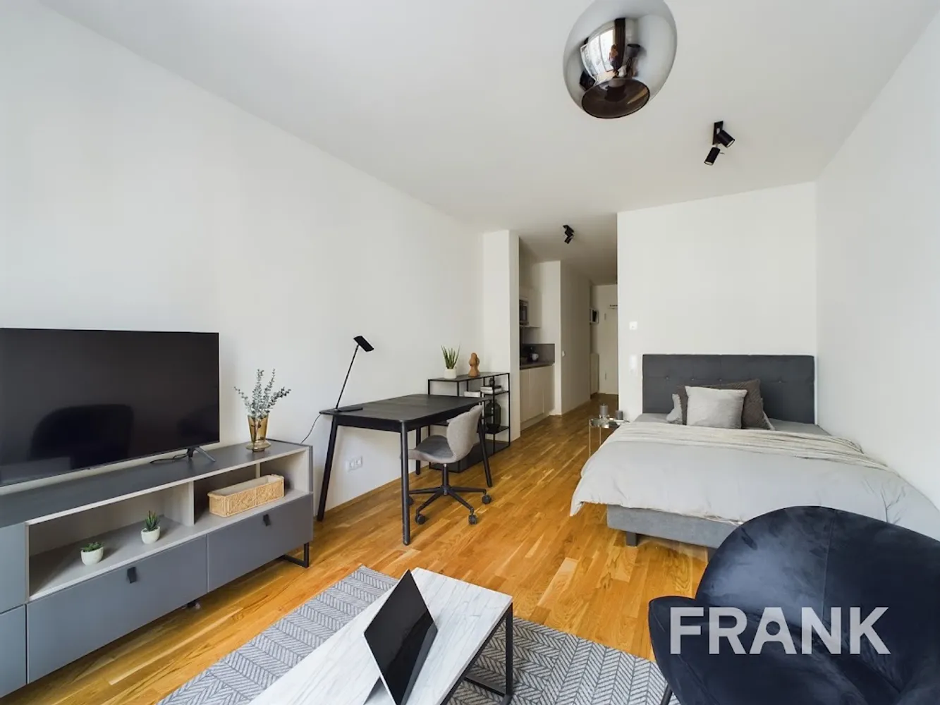 1 Zimmer Wohnung mit 33 m² in Frankfurt am Main – Bild 2