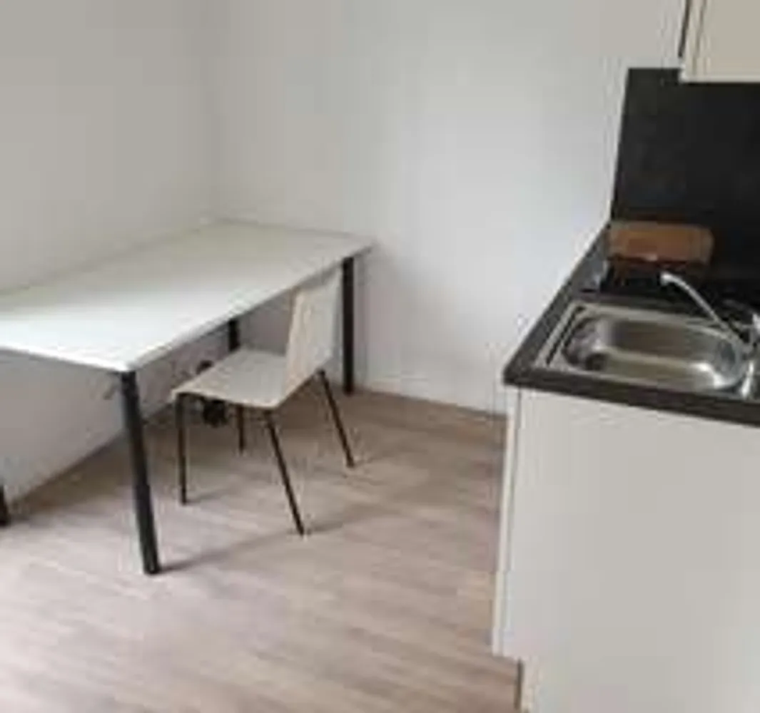1 Zimmer Wohnung mit 24 m² in Augsburg – Bild 4