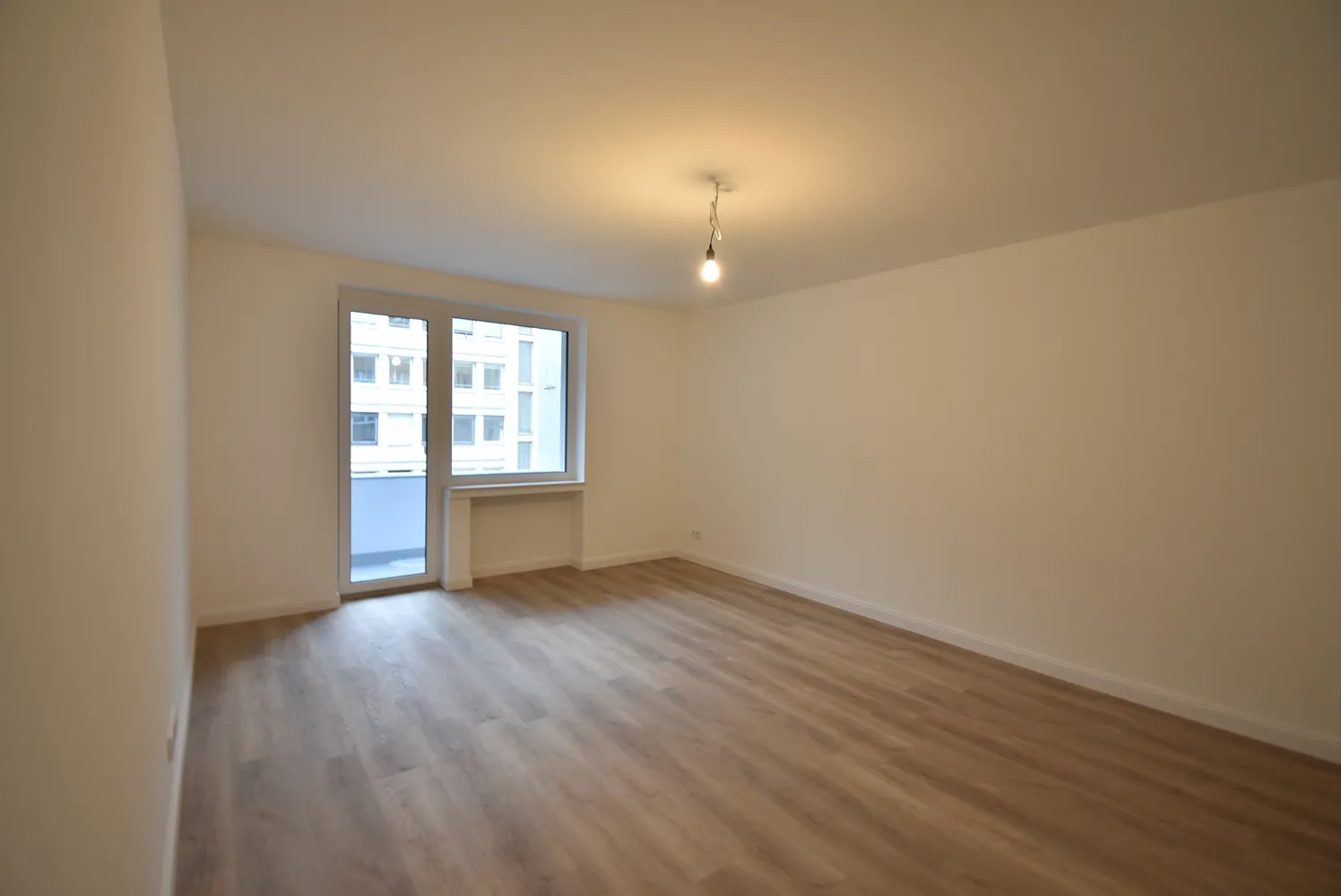 2 Zimmer Wohnung mit 67 m² in Düsseldorf – Bild 11