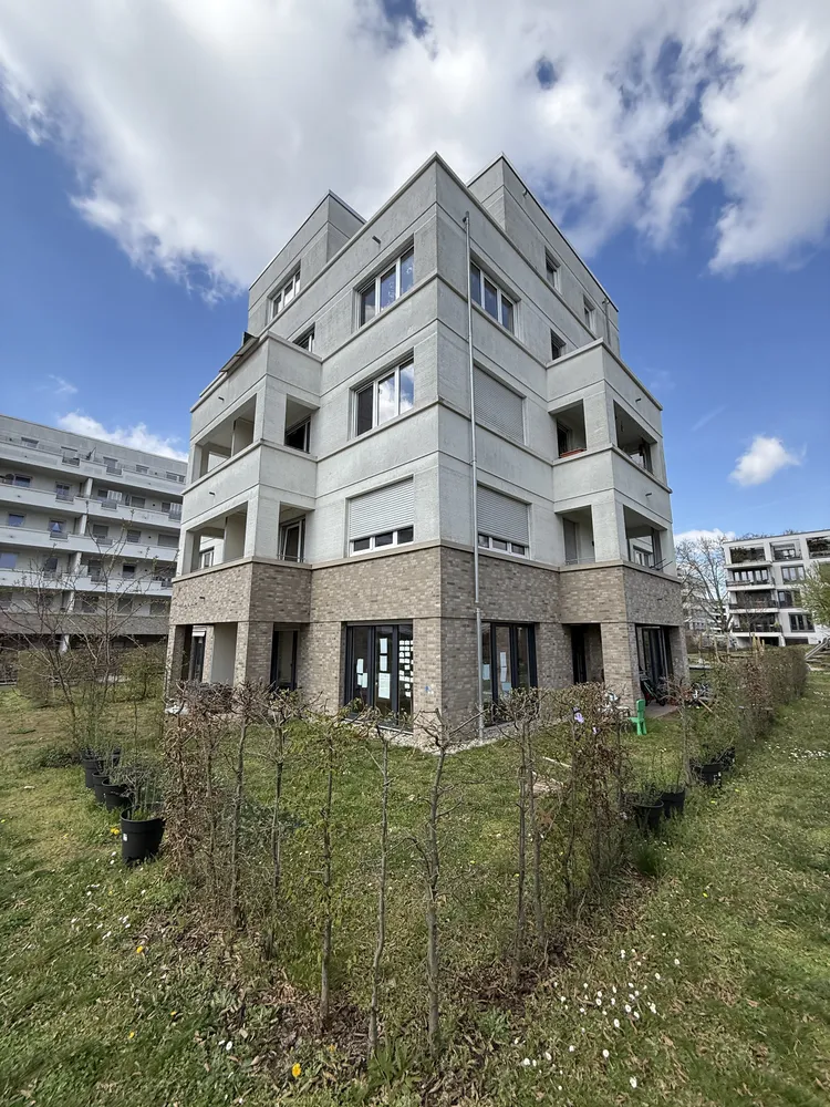 2 Zimmer Wohnung mit 109 m² in Ludwigshafen am Rhein – Bild 1