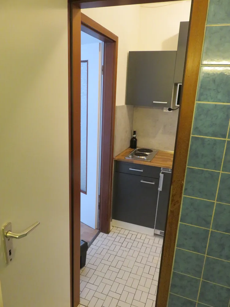 1 Zimmer Wohnung mit 26 m² in Köln – Bild 6