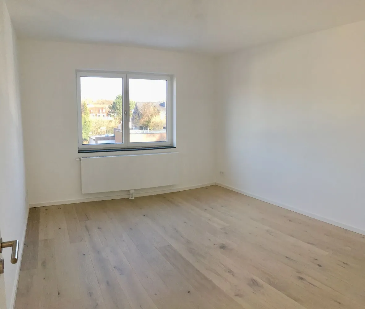 4 Zimmer Wohnung mit 140 m² in Hamburg – Bild 8