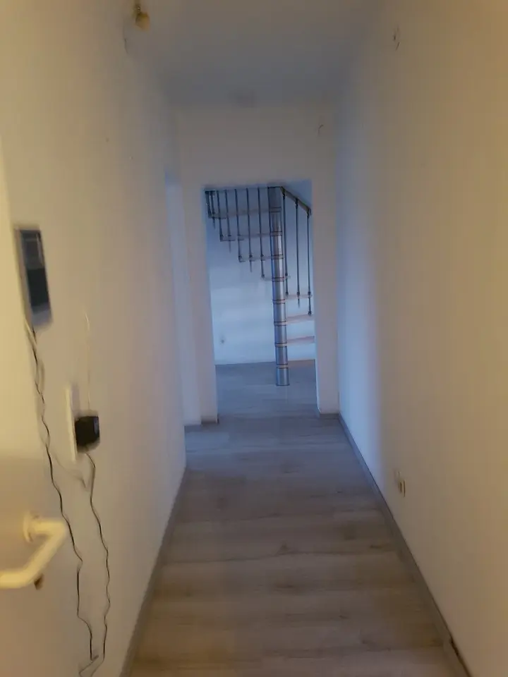 3 Zimmer Wohnung mit 75 m² in Nürtingen – Bild 2